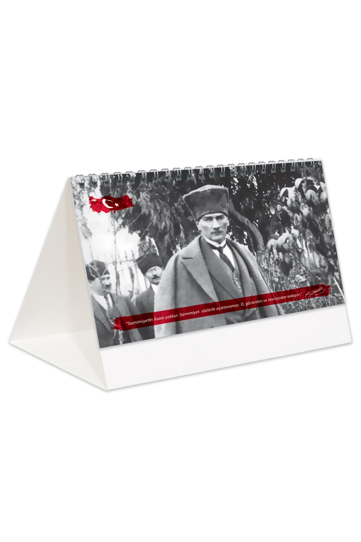 2026 Atatürk Piramit Masa Takvimi Masaüstü Takvim 21x17 cm